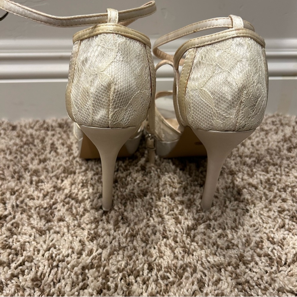 Elegant Cream Strappy Heels - Picture 11 of 12
